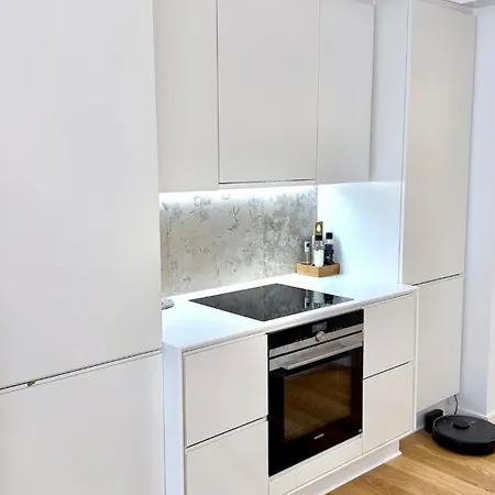 Heart Of Aarhus, Modern And Paid Parking Nearby Appartamento