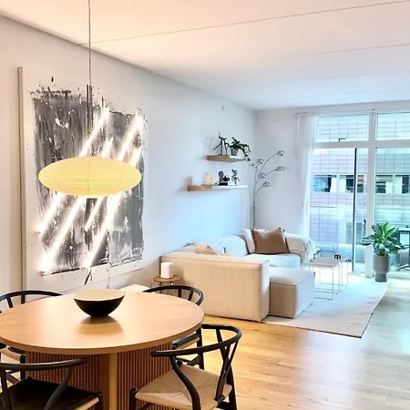 Appartamento Heart Of Aarhus, Modern And Paid Parking Nearby *