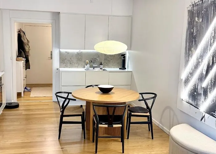 Heart Of Aarhus, Modern And Paid Parking Nearby Apartament Århus